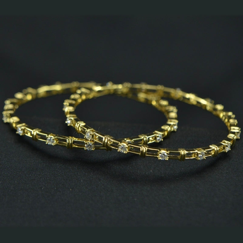 18K Yellow Gold Single Diamond Pattern Bangle Pair | Festive Wear Fine Jewellery