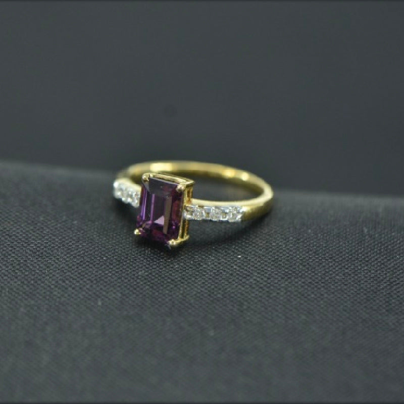 18K Yellow Gold Amethyst Diamond Ring | Festive Wear Fine Jewellery