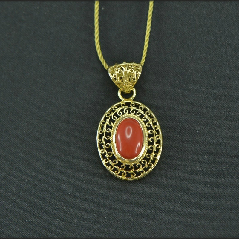 18K Yellow Gold Red Coral Pendant | Daily Wear Fine Jewellery