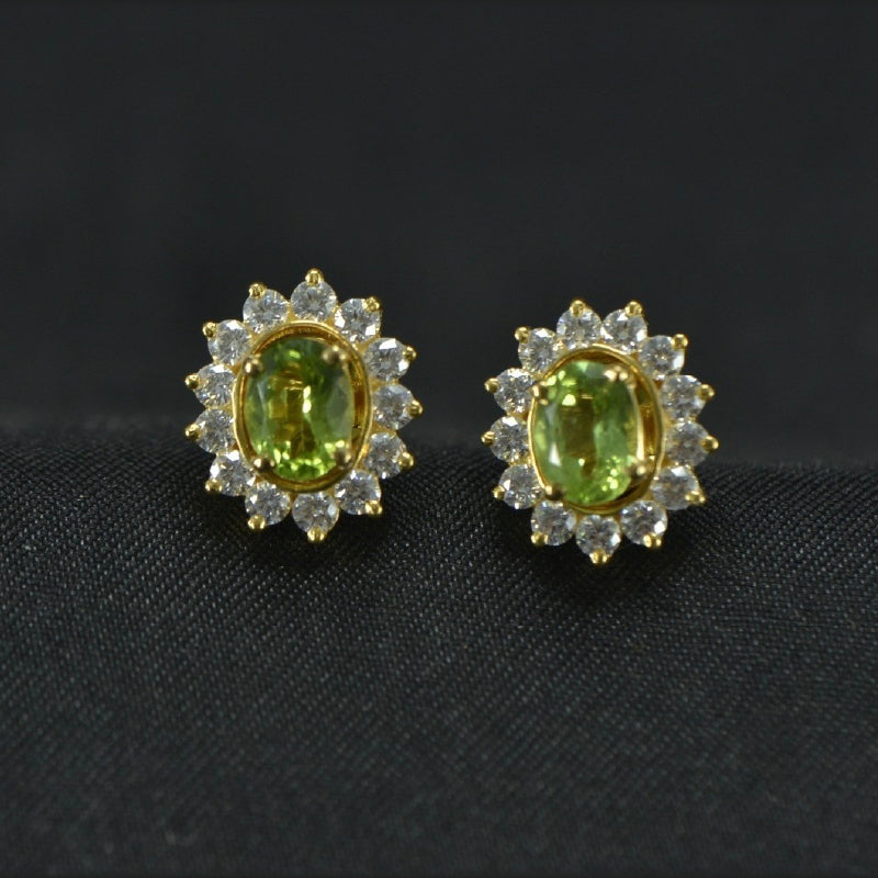 18K Earring Yellow Gold Diamond Peridot Stud | Daily Wear Fine Jewellery