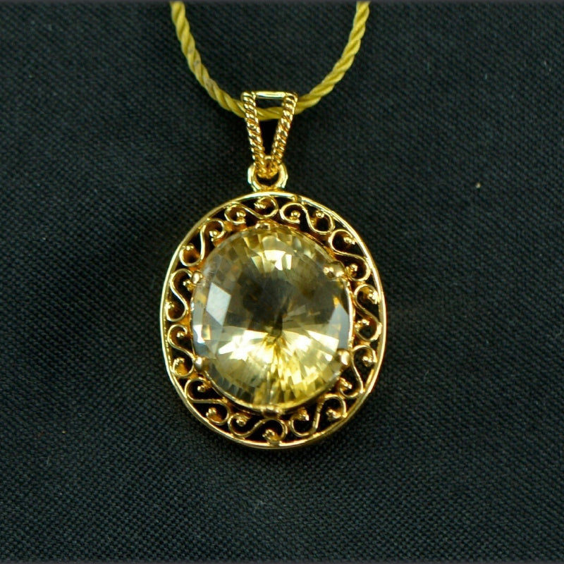 18K Yellow Gold Citrine Filigree Pendant | Daily Wear Fine Jewellery